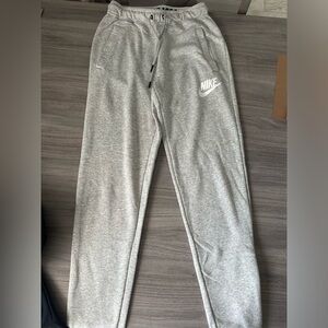 Women’s Nike joggers size xs